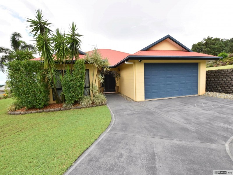 32 Pease Street, Tully QLD 4854