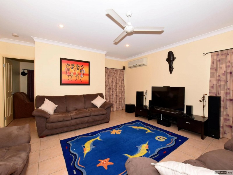 32 Pease Street, Tully QLD 4854