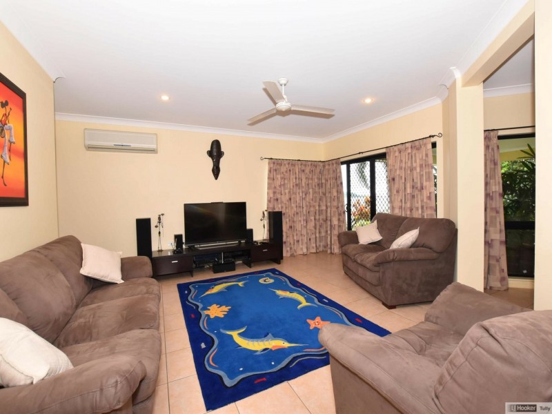 32 Pease Street, Tully QLD 4854