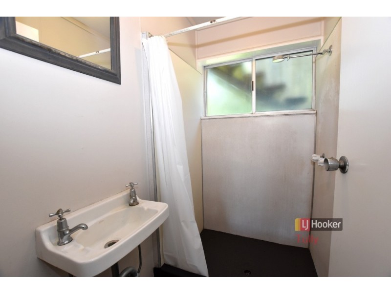 1/216 Dallachy Road, Tully QLD 4854