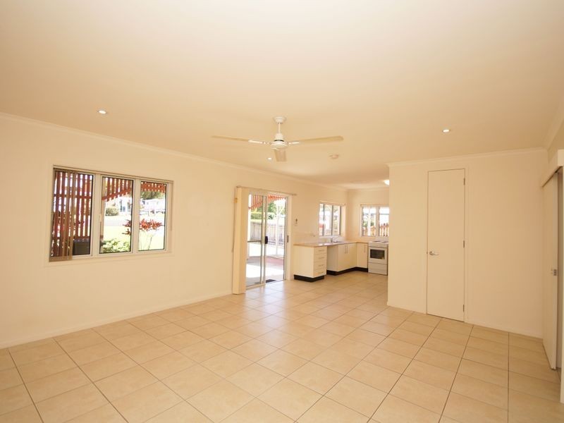 Unit 2/18 Bryant Street, Tully QLD 4854