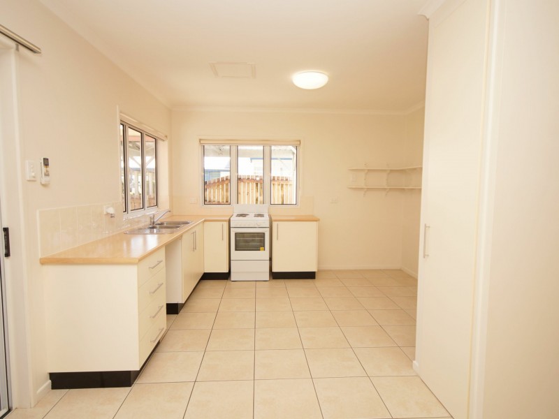 Unit 2/18 Bryant Street, Tully QLD 4854