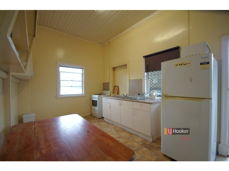 14 Blackman Street, Tully QLD 4854