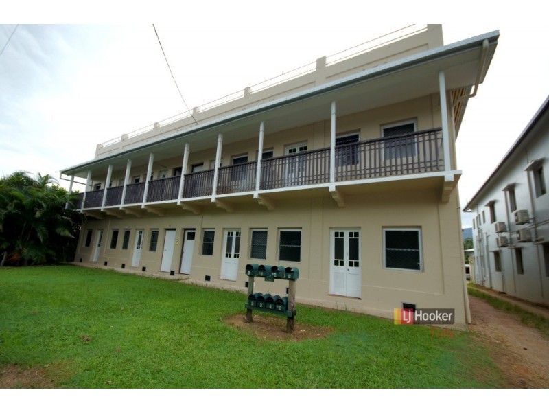 14 Blackman Street, Tully QLD 4854