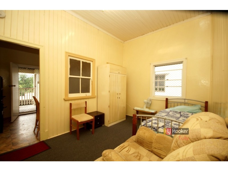 14 Blackman Street, Tully QLD 4854