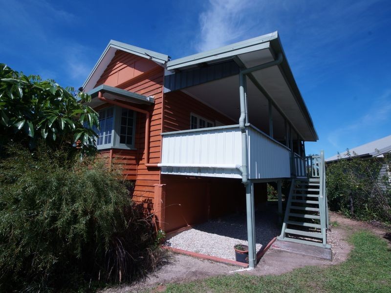 1/17 Cook Street, Tully QLD 4854