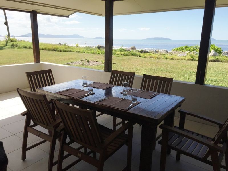 60 Taylor Street, Tully Heads QLD 4854