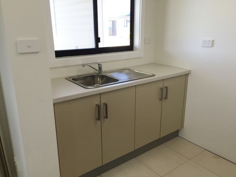 60 Taylor Street, Tully Heads QLD 4854