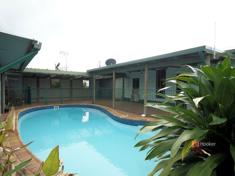 41 Taylor Street, Tully Heads QLD 4854