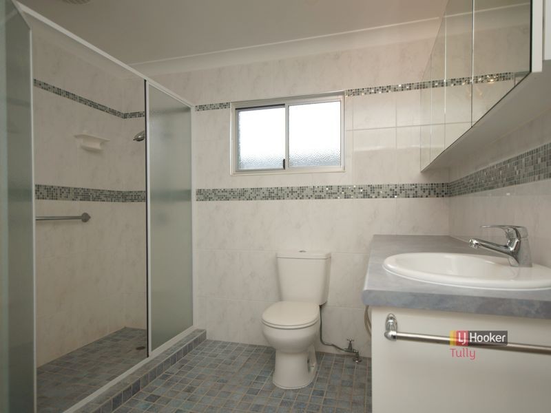 41 Taylor Street, Tully Heads QLD 4854