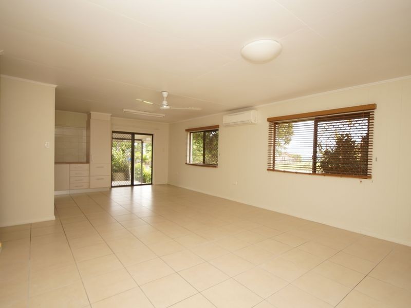 20 BRYANT, Tully QLD 4854
