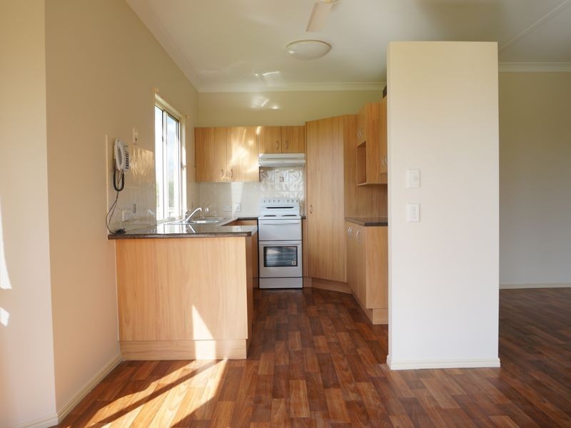 60 Hill 60 Jaffa Rd, El Arish QLD 4855