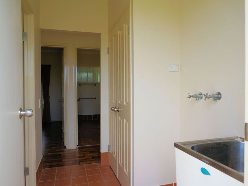 60 Hill 60 Jaffa Rd, El Arish QLD 4855