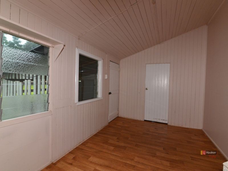 2 Parmeter Street, Tully QLD 4854