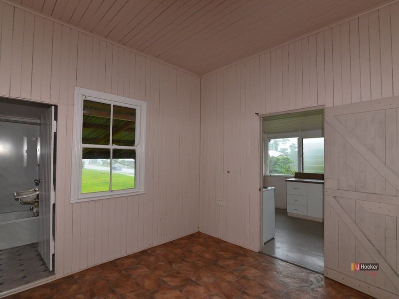 2 Parmeter Street, Tully QLD 4854