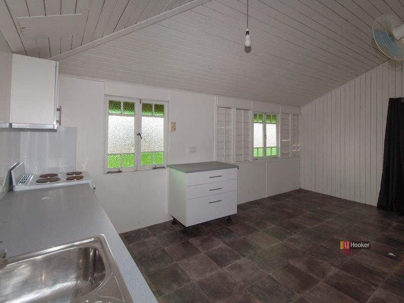 30 Bryant Street, Tully QLD 4854