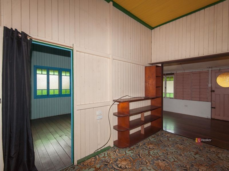 30 Bryant Street, Tully QLD 4854