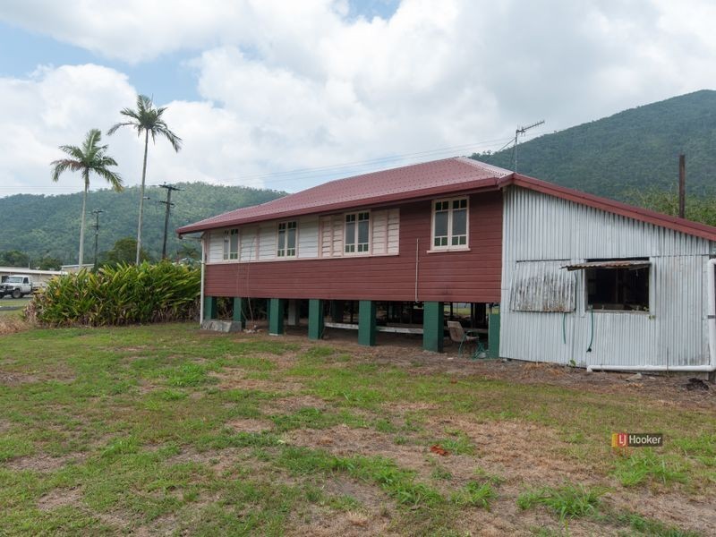 30 Bryant Street, Tully QLD 4854