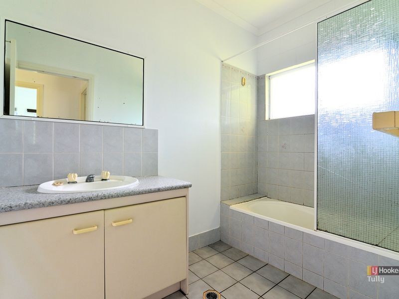 24 Bamber Street, Tully QLD 4854