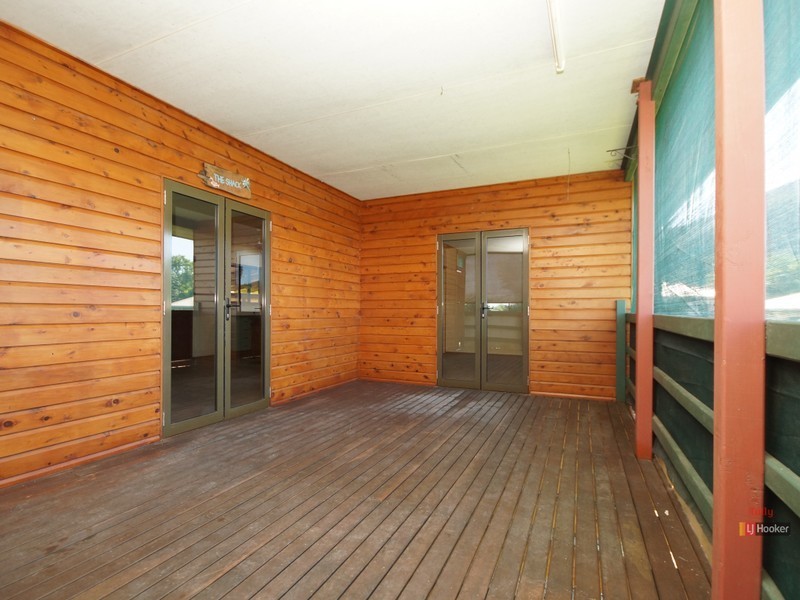7 Dore Street, Tully QLD 4854