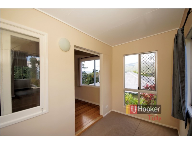 4 Briggs Street, Tully QLD 4854
