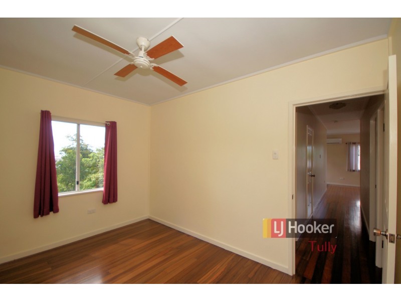 4 Briggs Street, Tully QLD 4854