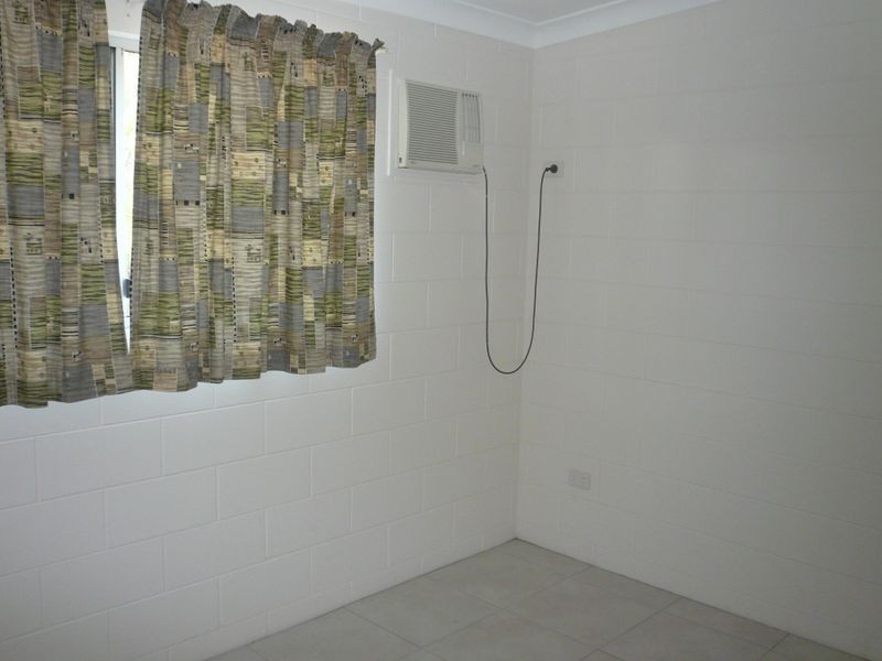 1/2 Toohey Street, Cardwell QLD 4849