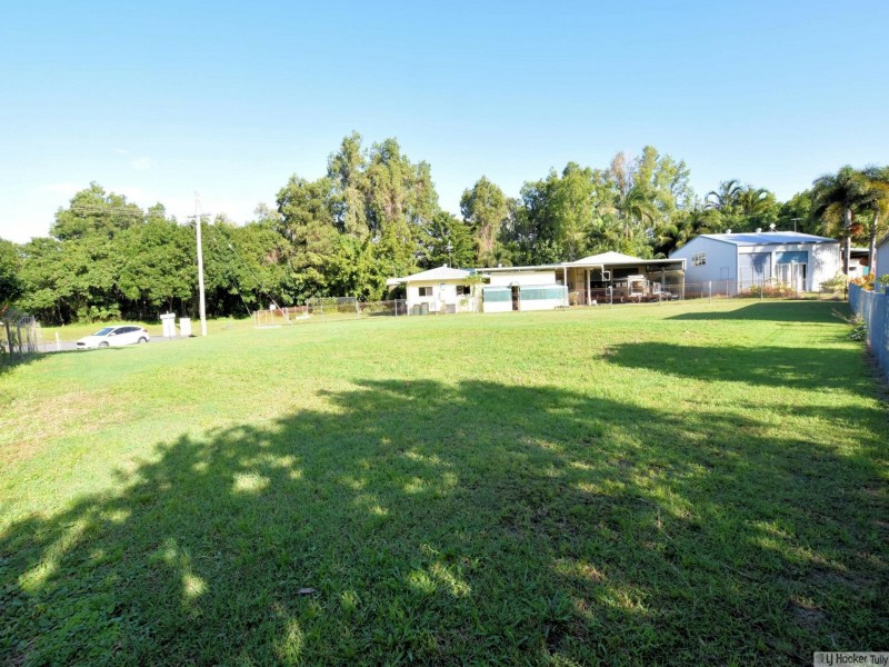 21 Casuarina Street, Tully Heads QLD 4854