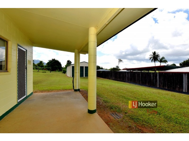 10 Maple Terrace, Tully QLD 4854