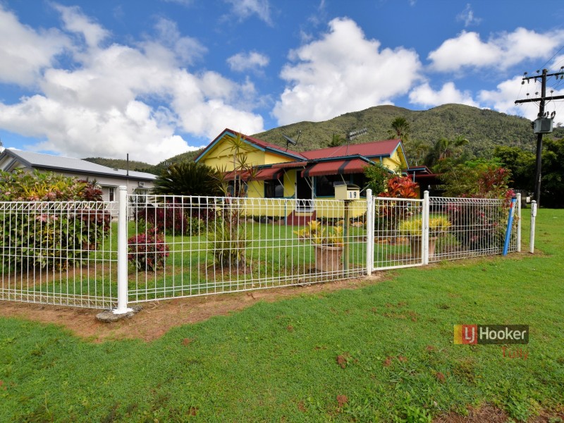 19 Bryant Street, Tully QLD 4854