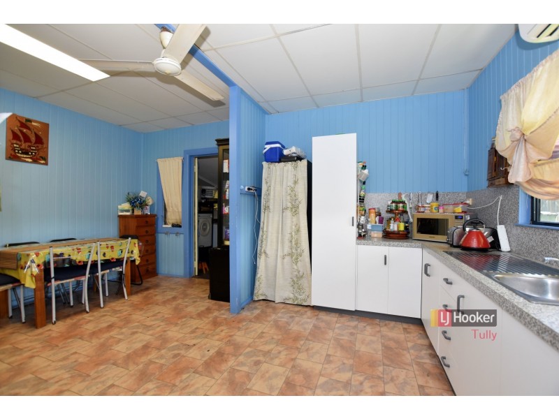 19 Bryant Street, Tully QLD 4854