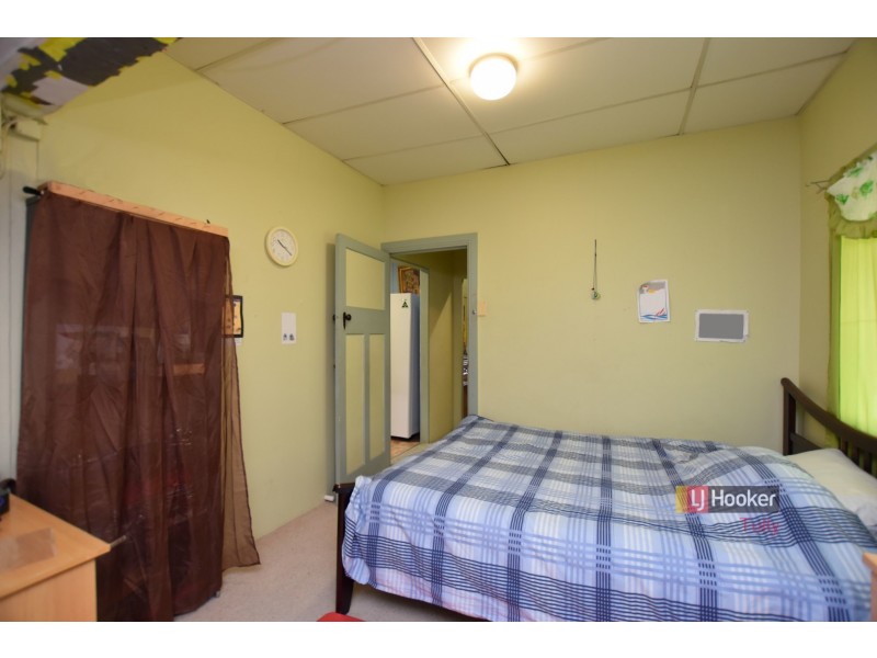 19 Bryant Street, Tully QLD 4854
