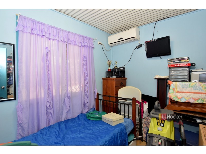 19 Bryant Street, Tully QLD 4854