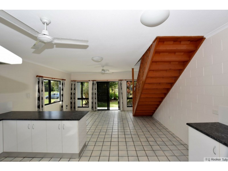 Unit 1-3/117 Taylor Street, Tully Heads QLD 4854