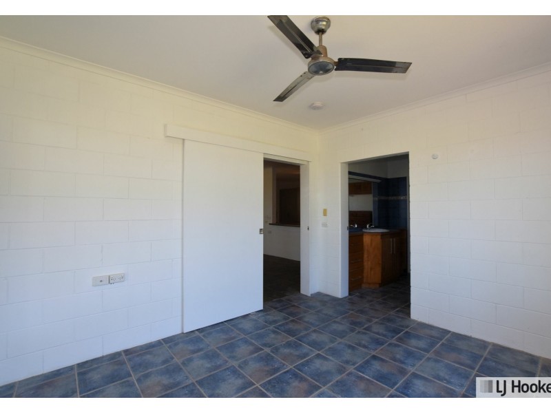 52 Luff Street, Hull Heads QLD 4854