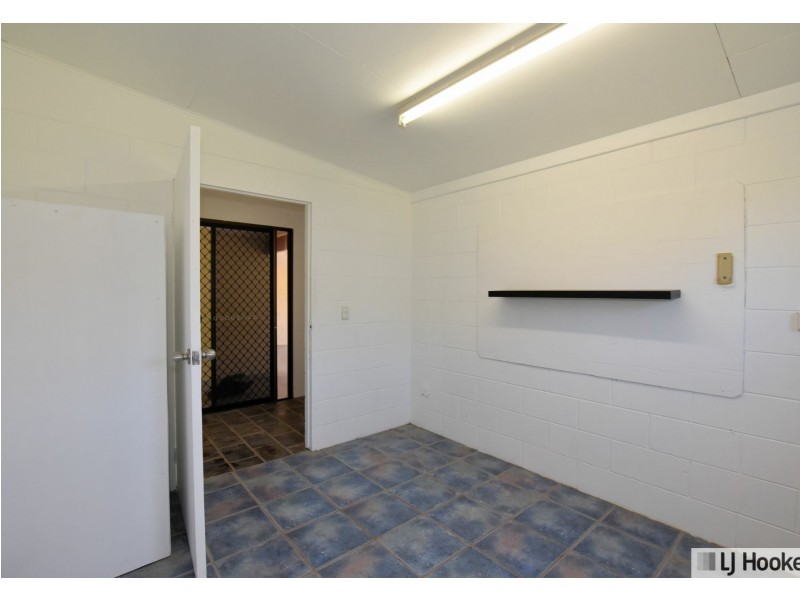 52 Luff Street, Hull Heads QLD 4854