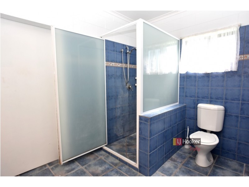 52 Luff Street, Hull Heads QLD 4854