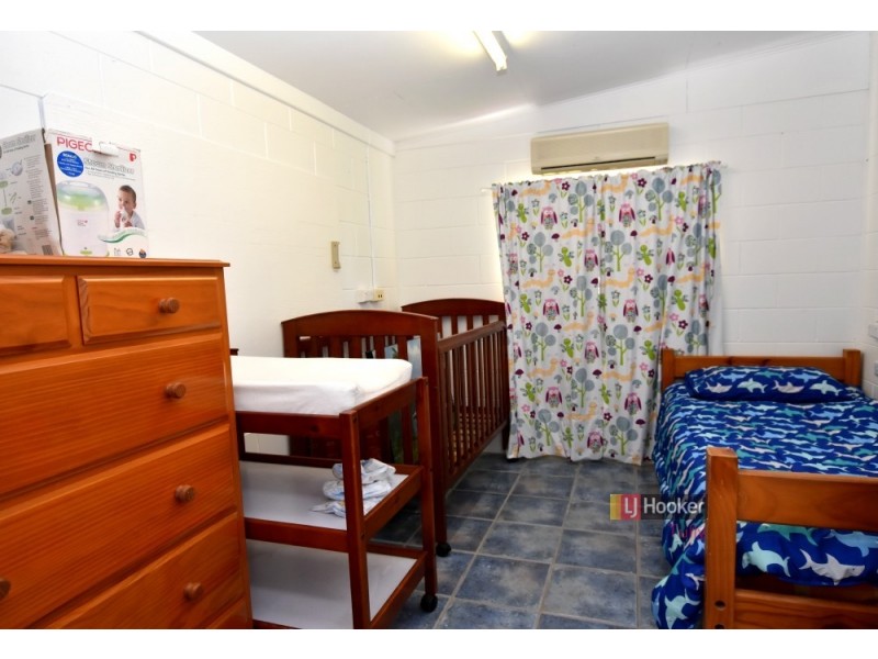 52 Luff Street, Hull Heads QLD 4854