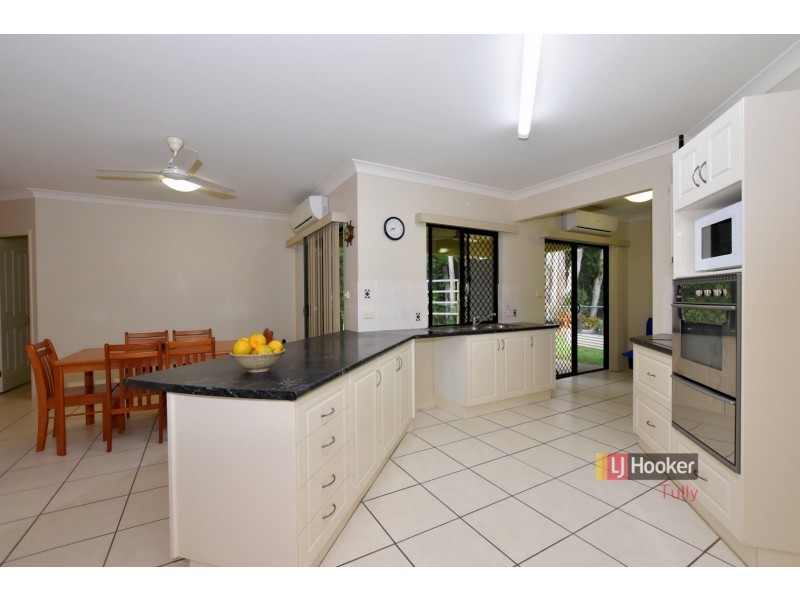 3 Acacia Close, Tully Heads QLD 4854