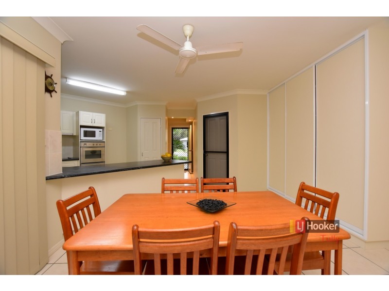 3 Acacia Close, Tully Heads QLD 4854