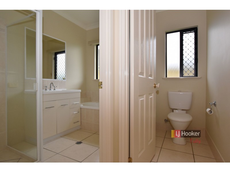 3 Acacia Close, Tully Heads QLD 4854