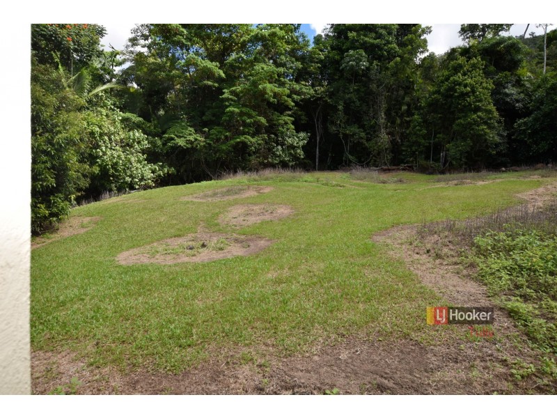 2 Geddes Street, Tully QLD 4854