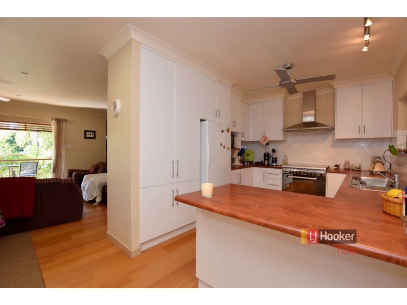 10 Wall Street, South Mission Beach QLD 4852