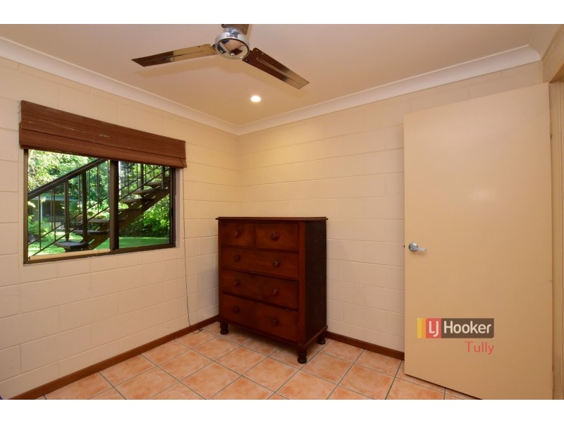 10 Wall Street, South Mission Beach QLD 4852