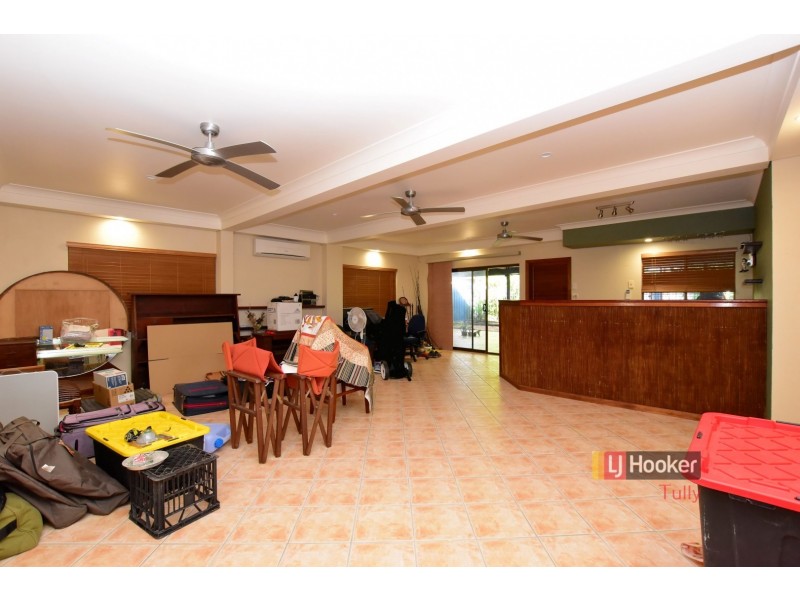 10 Wall Street, South Mission Beach QLD 4852