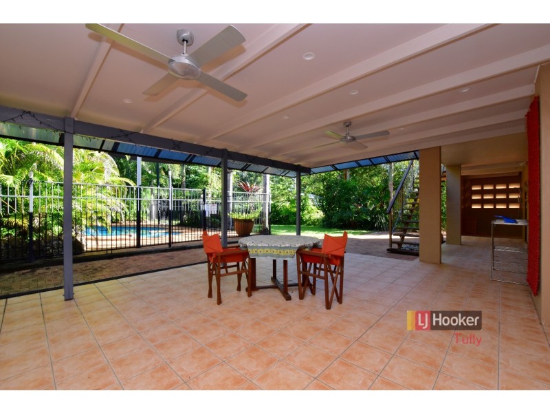 10 Wall Street, South Mission Beach QLD 4852