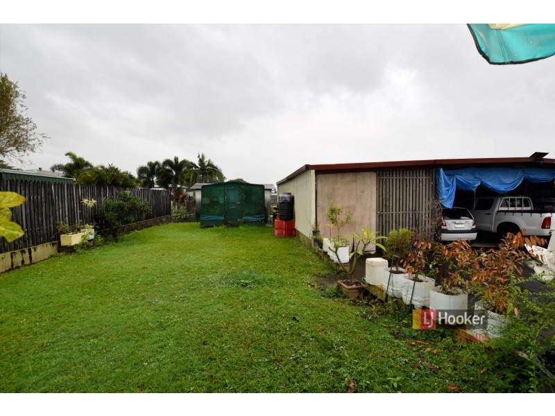 47 Murray Street, Tully QLD 4854