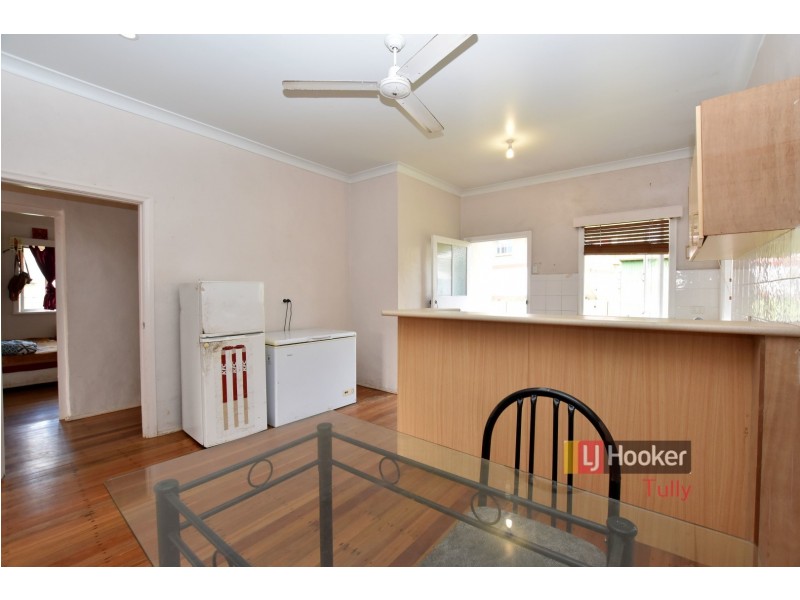 17 Blackman Street, Tully QLD 4854