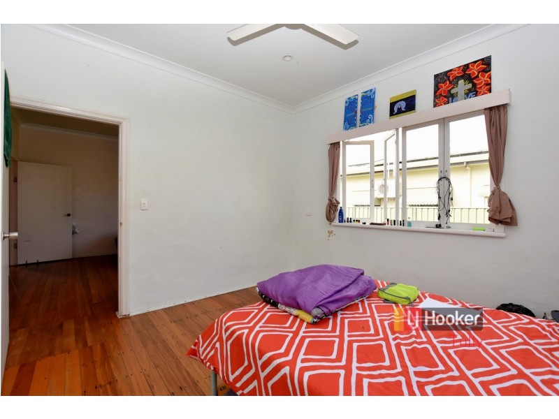 17 Blackman Street, Tully QLD 4854