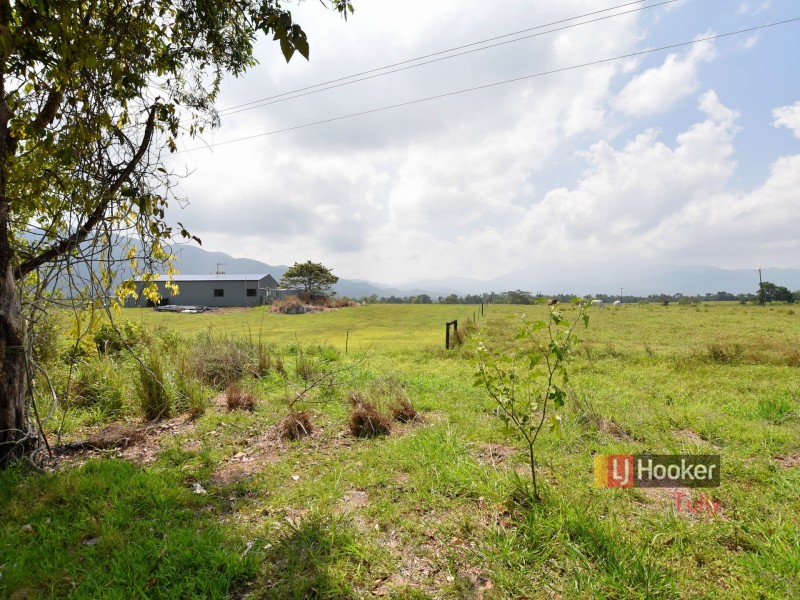 59518 Bruce Highway, Tully QLD 4854